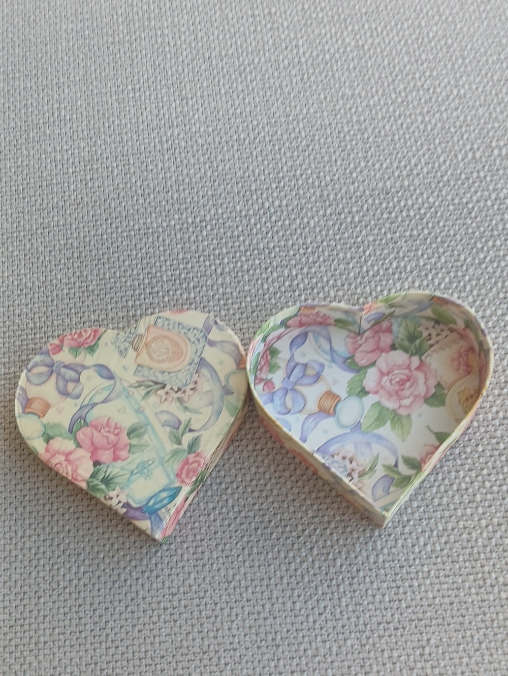 Heart-Shaped Floral Trinket Box - Pink and Green
